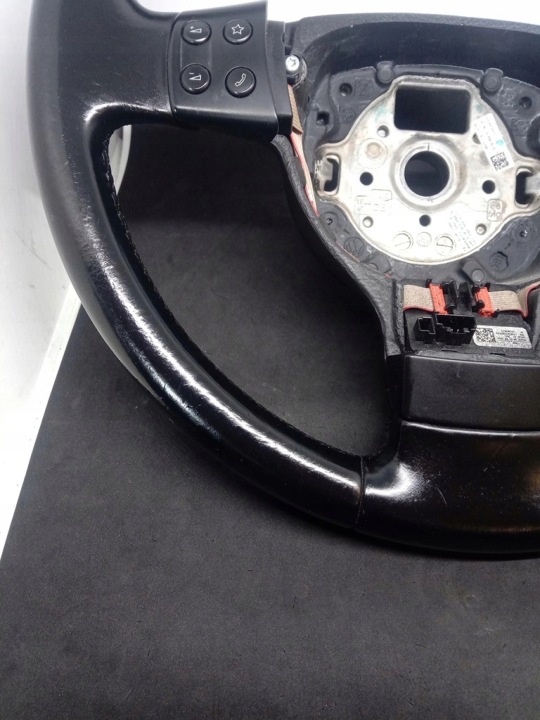 VOLANT CUIR MULTI VW PASSAT B6 3C0419091AB