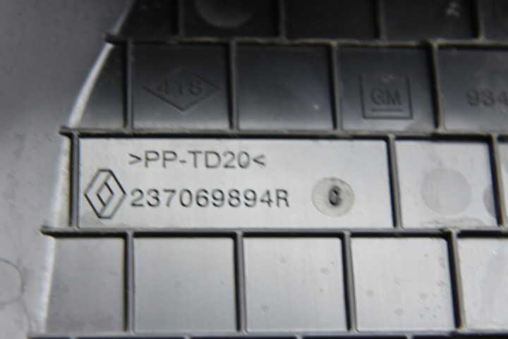 TALENTO II TRAFIC III IV NISSANA NV300 SUPPORT CHÂSSIS BATTERIE JEU