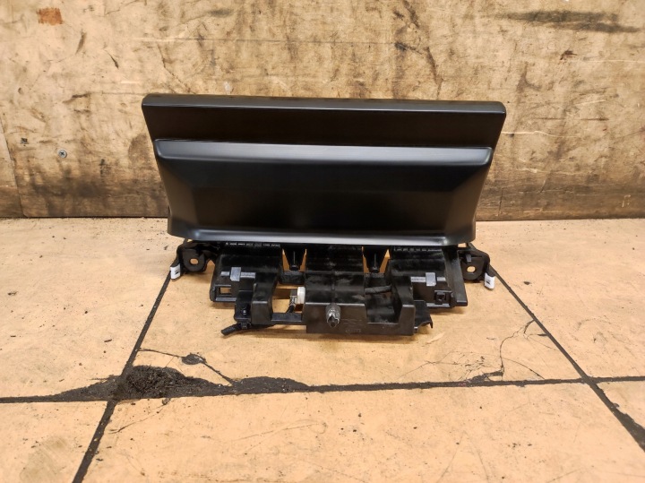 ÉCRAN MONITEUR RADIO NAVIGATION 5008 II 2 LIFT