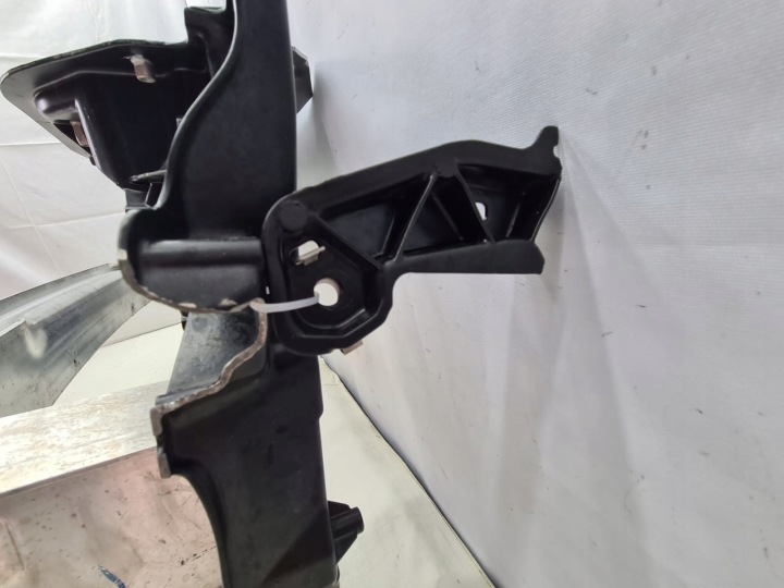 POUTRE PARE-CHOCS AVANT PANNEAU AVANT RENFORCEMENT SUPÉRIEUR PORSCHE PANAMERA 971