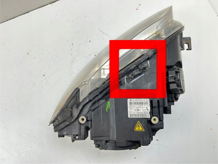 2006 AUDI A4 S4 B7 8E 8H PROJECTEUR 8E0941003