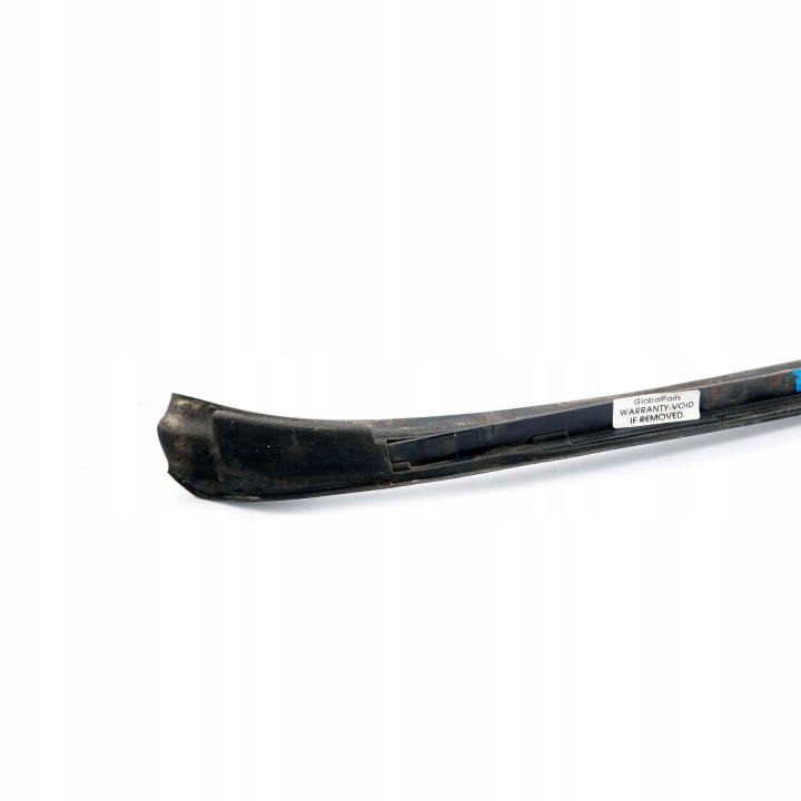 BMW E90 MOULURE VITRES AVANT AVANT DROITE 7184006