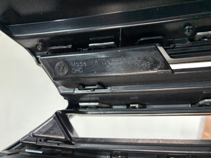 GRILLE CALANDRE VW PASSAT B8 ALLTRACK 3G0853653