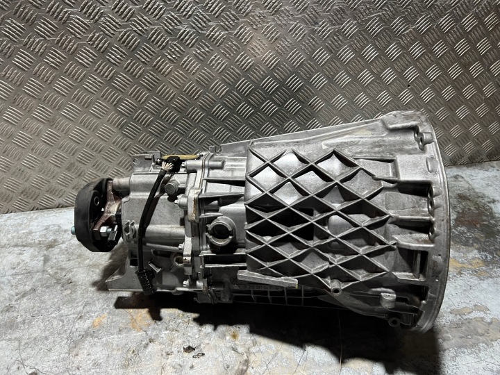 MERCEDES-BENZ OE 711653 2122604200