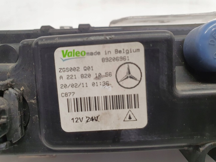 MERCEDES-BENZ AVEC W221 2011 DROITE CÔTÉ PHARE LED VERS CONDUITE DIURNE