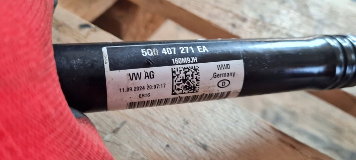 S3 8Y A3 LIFT DEMI-ARBRE DEMI-ARBRE GAUCHE AVANT SUR PIÈCES 2.0 TFSI 5Q0407271EA