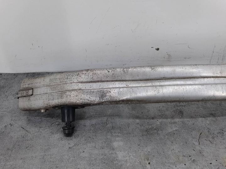 POUTRE SOUS PARE-CHOCS AVANT AUDI A4 B7 8E0807109JL