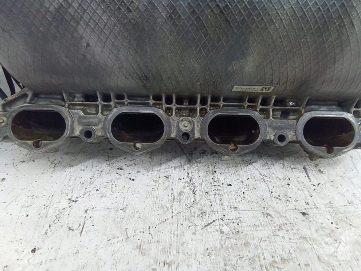 COLLECTEUR ADMISSION MERCEDES-BENZ ML W164 A2731400701
