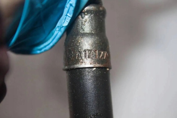 TUYAU REFROIDISSEMENT BOÎTE DE VITESSES MERCEDES-BENZ SLK (R171) A1712700496