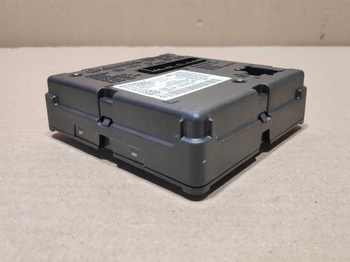 MODULE CONTRÔLEUR LECTEUR DE CARTE CARTES DACIA SANDERO III 285905585R