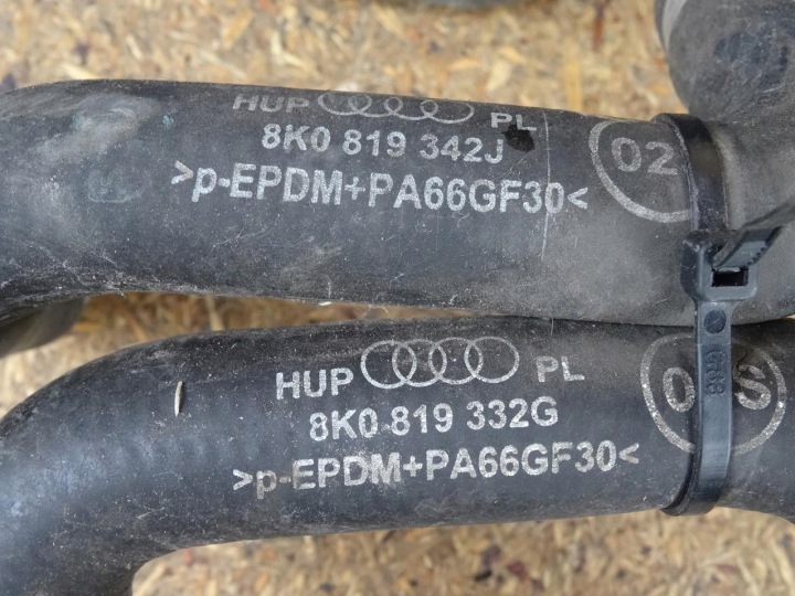 AUDI A4 B8 8K 2.0 TDI CONDUITES DE DÉRIVATION EAU EAU TUBES 03L121071B 8K0819342J