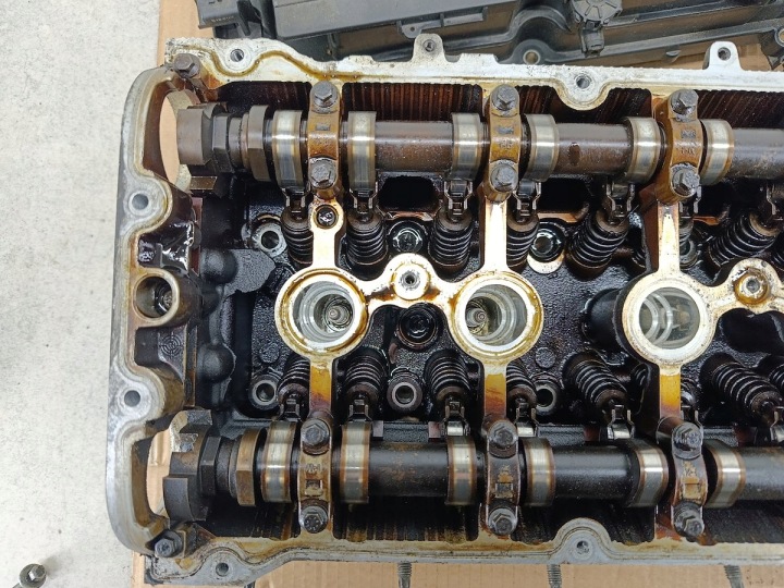CULASSE PEUGEOT 5008 V753471080 1.6 THP