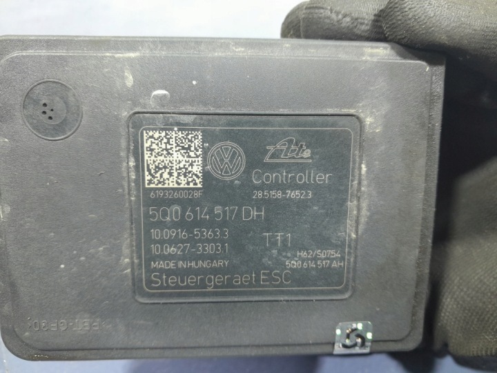 SKODA SUPERB III POMPE ABS 5Q0614517DH
