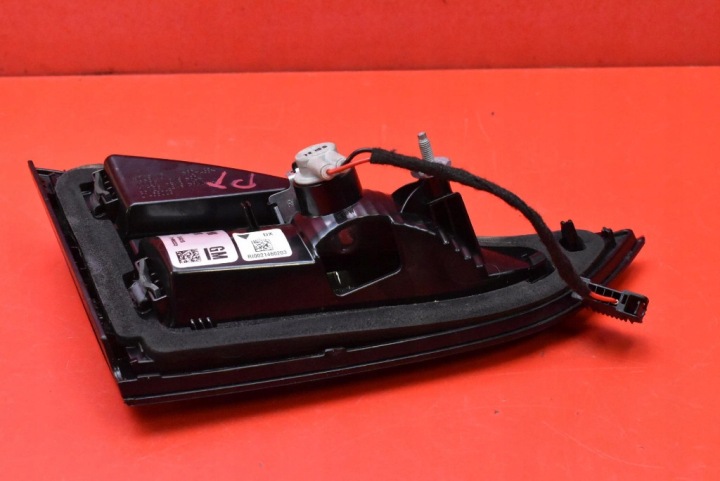 PHARE DROITE ARRIÈRE ARRIÈRE 39028597 OPEL ZAFIRA C 12-16