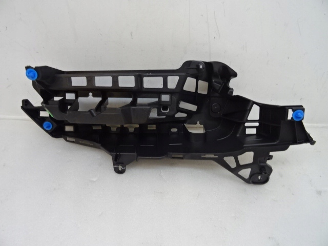 PEUGEOT 308 T9 LIFT GAUCHE FIXATION FLANC COUVERCLES DE COFFRE 9801048280