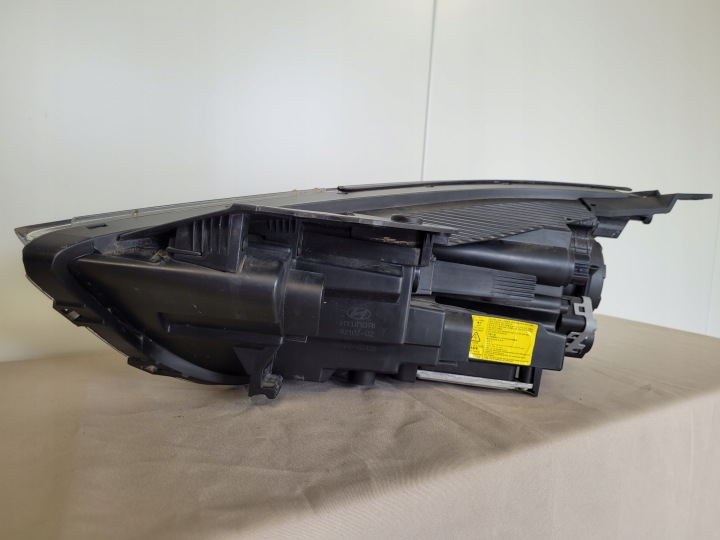 PHARE AVANT HYUNDAI IONIQ BLEUE CHÂSSIS 16-19 XÉNON GAUCHE DROIT