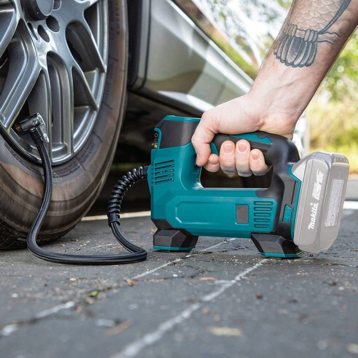 COMPRESSEUR DE CLIMATISATION AKUMULATOROWA VERS PNEUS POMPE 18V SANS ACCU