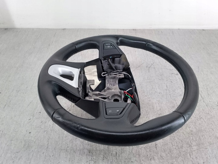 VOLANT RENAULT SCENIC III 609581499 609581410