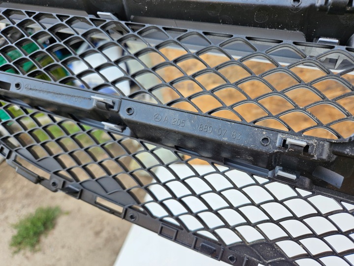 MERCEDES W205 14-18 GRILLE CALANDRE PARE-CHOCS AVANT