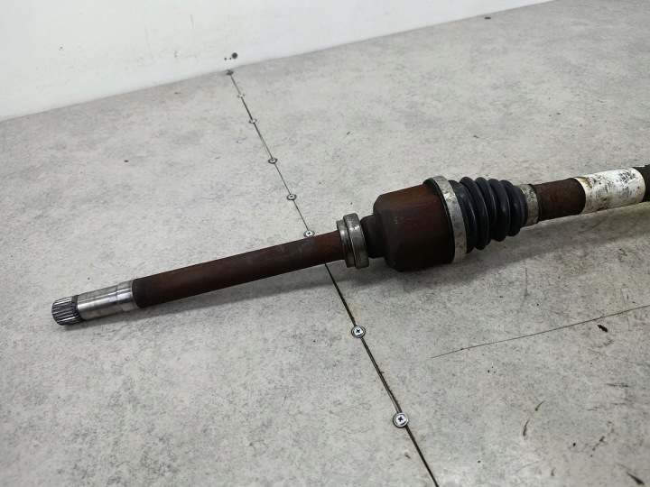 DEMI-ARBRE DROITE AVANT PEUGEOT 2008 I 9677211480 1.6 E-HDI