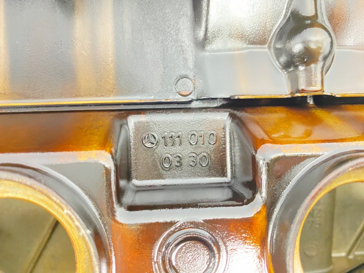 COUVERCLE DE SOUPAPES MERCEDES W124 E200 200E 200 E220 220E 220CE 1110100330 M111