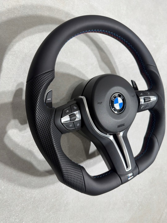 VOLANT BMW F10 M 3074993 308419264001-AB