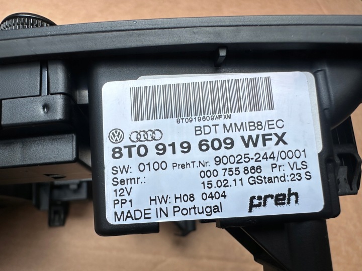 AUDI A4 B8 PANNEAU COMMANDE MMI 8T0919609WFX