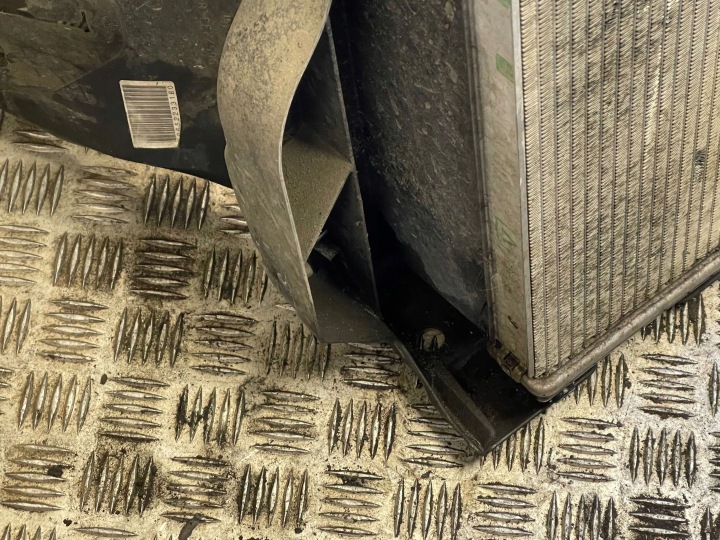 PEUGEOT 407 2007 RADIATEUR ENSEMBLE