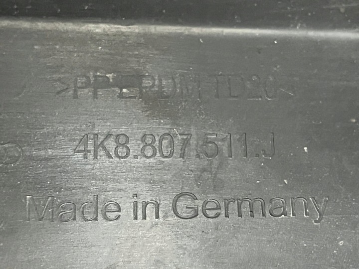 4K8807511J PARE-CHOCS ARRIÈRE AUDI RS6 AVANT