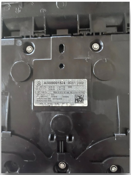 MERCEDES W247 AMPOULE PLAFONNIERS A0009001524 @M