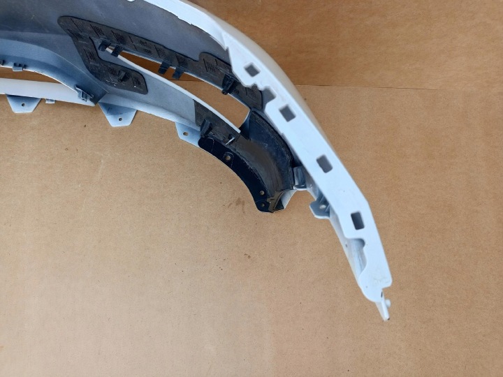 TESLA MODÈLE Y 2020- PARE-CHOCS AVANT AVANT 1540100-06-C