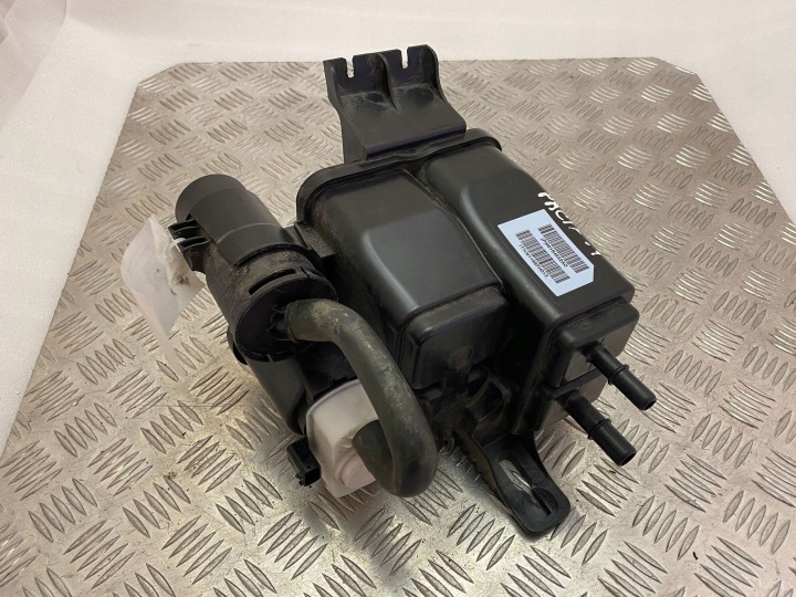 CHRYSLER PACIFICA 2017 FILTRE CARBONIQUE VAPEUR CARBURANTS 68184532AD