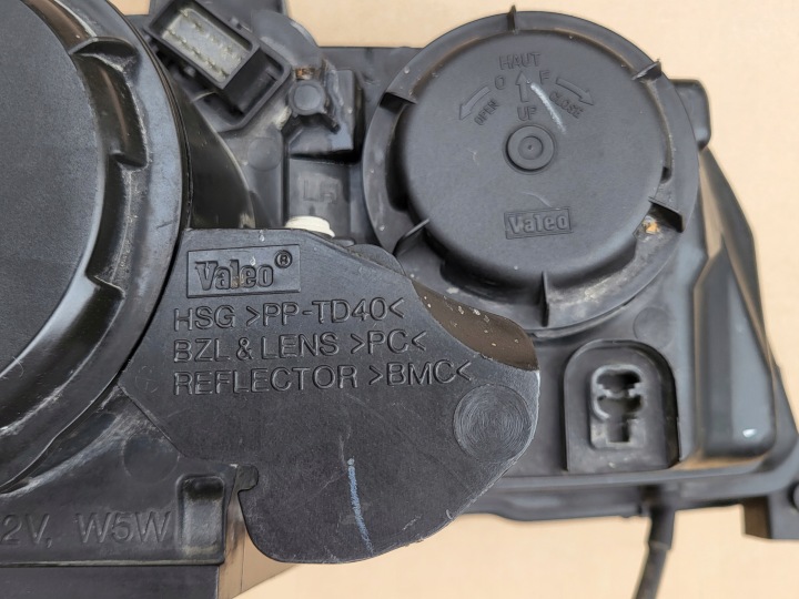 PHARE GAUCHE AVANT COMPLÈTE PETIT MOTEUR SAAB 95 9-5 LIFT OE EUROPE