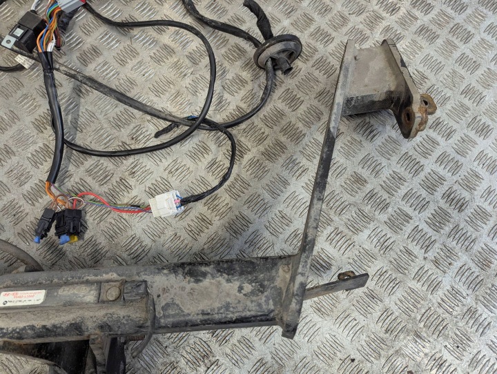 KIA SORENTO IV MQ4 2020-2026 CROCHET ATTELAGE ORIGINAL