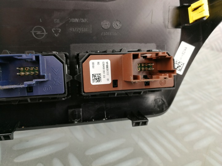 39167716 CHÂSSIS LEVIER DE VITESSES CHANGEMENTS VITESSE DÉCOR COMMUTATEUR OPEL CORSA F 2019-