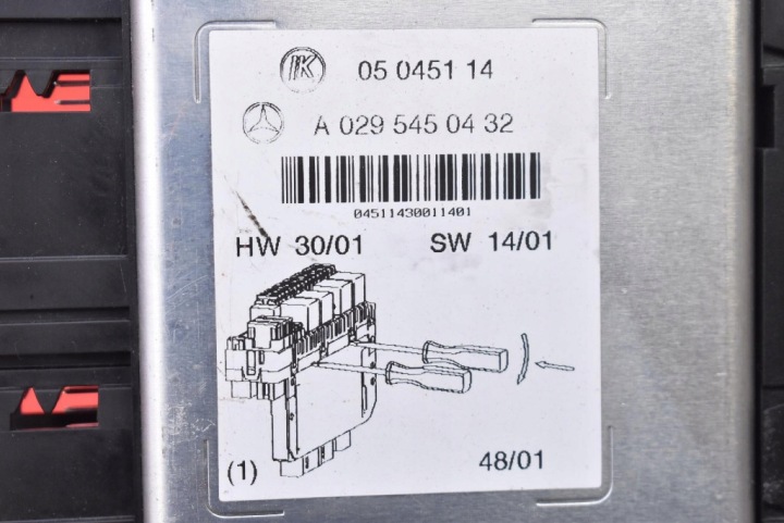 BOÎTE FUSIBLES FUSIBLE A0295450432 MERCEDES S-KLASA W220 4.3 V8 279 KM