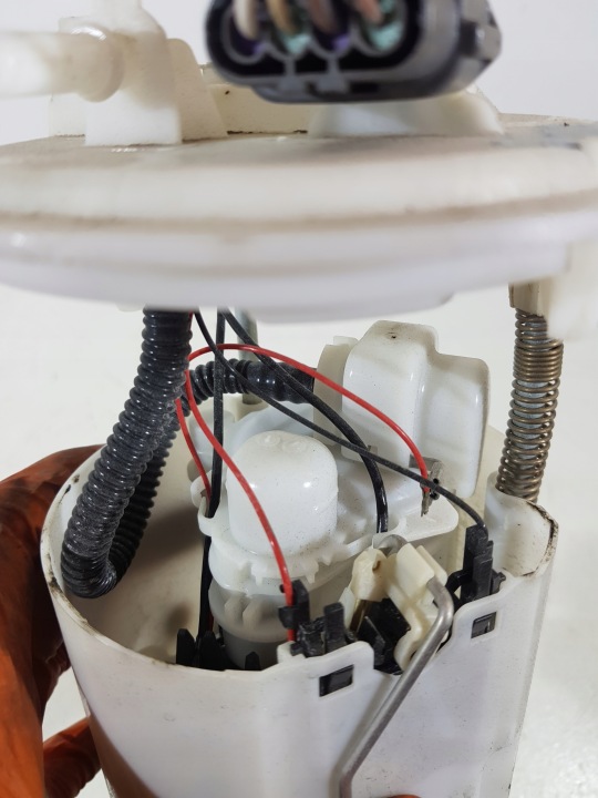POMPE CARBURANTS DANS RÉSERVOIR 172029952R RENAULT MEGANE III LIFT 1.2TCE H5FA400