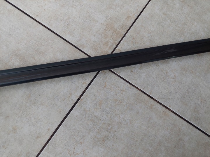 MOULURE SEUIL GAUCHE AUDI A4 B9 LIFT S-LINE 8W0