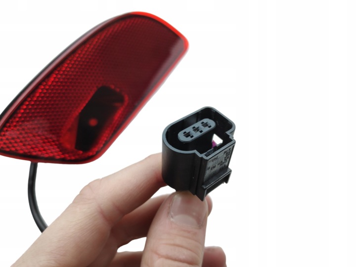 VW ID.4 ID4 RÉFLECTEUR PHARE ANTIBROUILLARD PARE-CHOCS GAUCHE ARRIÈRE 11B945701A