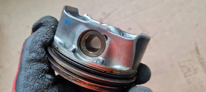 Q3 83A PISTON 2.0 TFSI 06K107065BK 06KBK VW AUDI