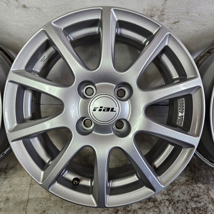 LLANTAS KIA PICANTO RIO STONIC MINI COOPER CLUBMAN ONE ROADSTER CUPÉ 6X15 