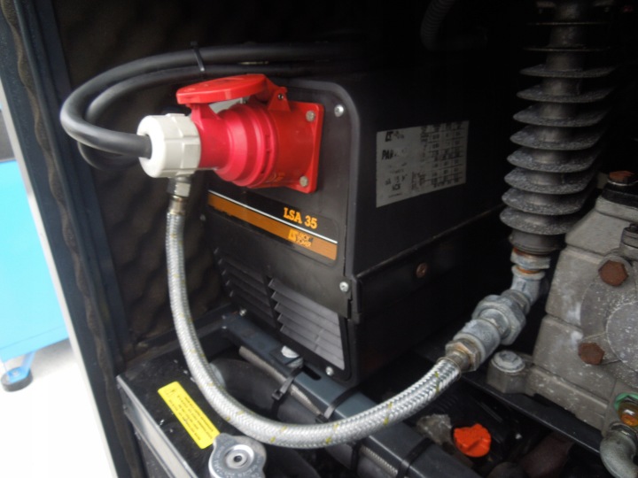 PORTABLE COMPRESSEUR AUTOMOBILE COMPRESSEUR AIR SUR ZAPALNICZKE 12V 140W