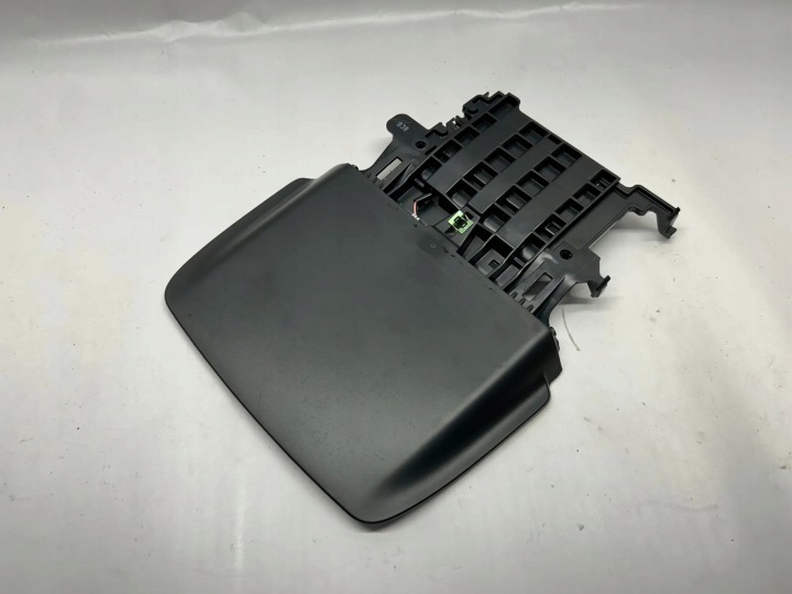 SUPPLÉMENTAIRE FEUX STOP DODGE CHARGER 68402348AA 5.7L GASOLINE 276KW 2019