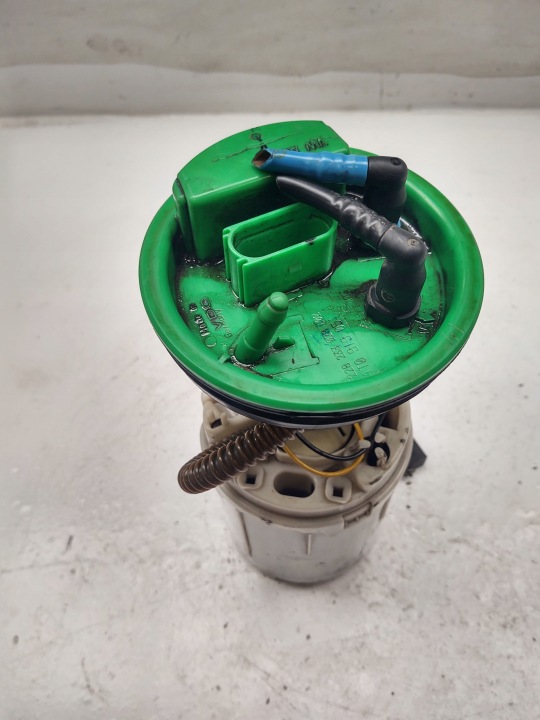 VOLKSWAGEN TOURAN POMPE CARBURANTS 1T0919051A