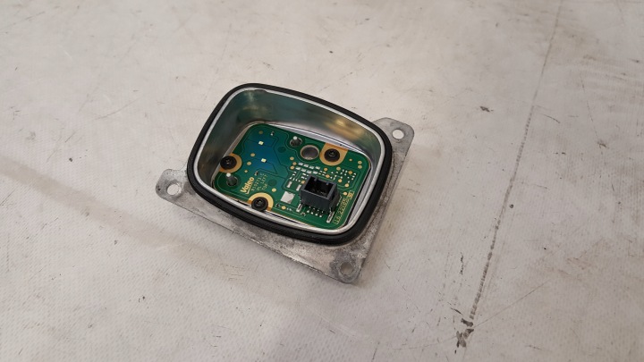 RENAULT TALISMAN MEGANE CLIO MODULE LED 260551225