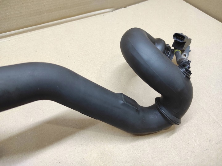 TUYAU TUYAU FIL AIR LAGUNA II ESPACE IV 2.0DCI 8200540493