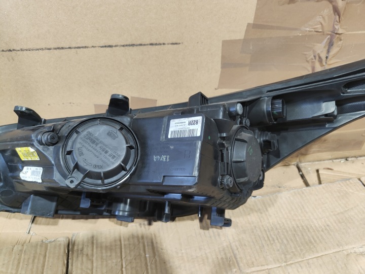 KIA CEED II 2 PHARE DROITE AVANT LED DÉMONTAGE EUROPE 92102-A2220