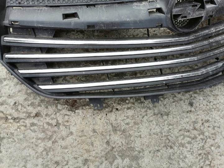 OPEL VIVARO B CHROME GRILLE CALANDRE RADIATEUR