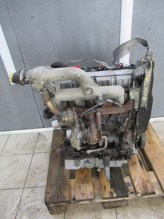 MOTEUR VIVARO TRAFIC 1.9 DCI F9Q760 F9Q762 F9Q