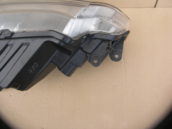 SUZUKI VITARA III LIFT 18 COMPLET LED PHARE AVANT GAUCHE BLEUE 2023